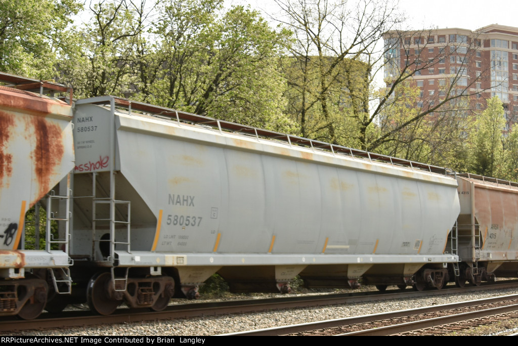 580537